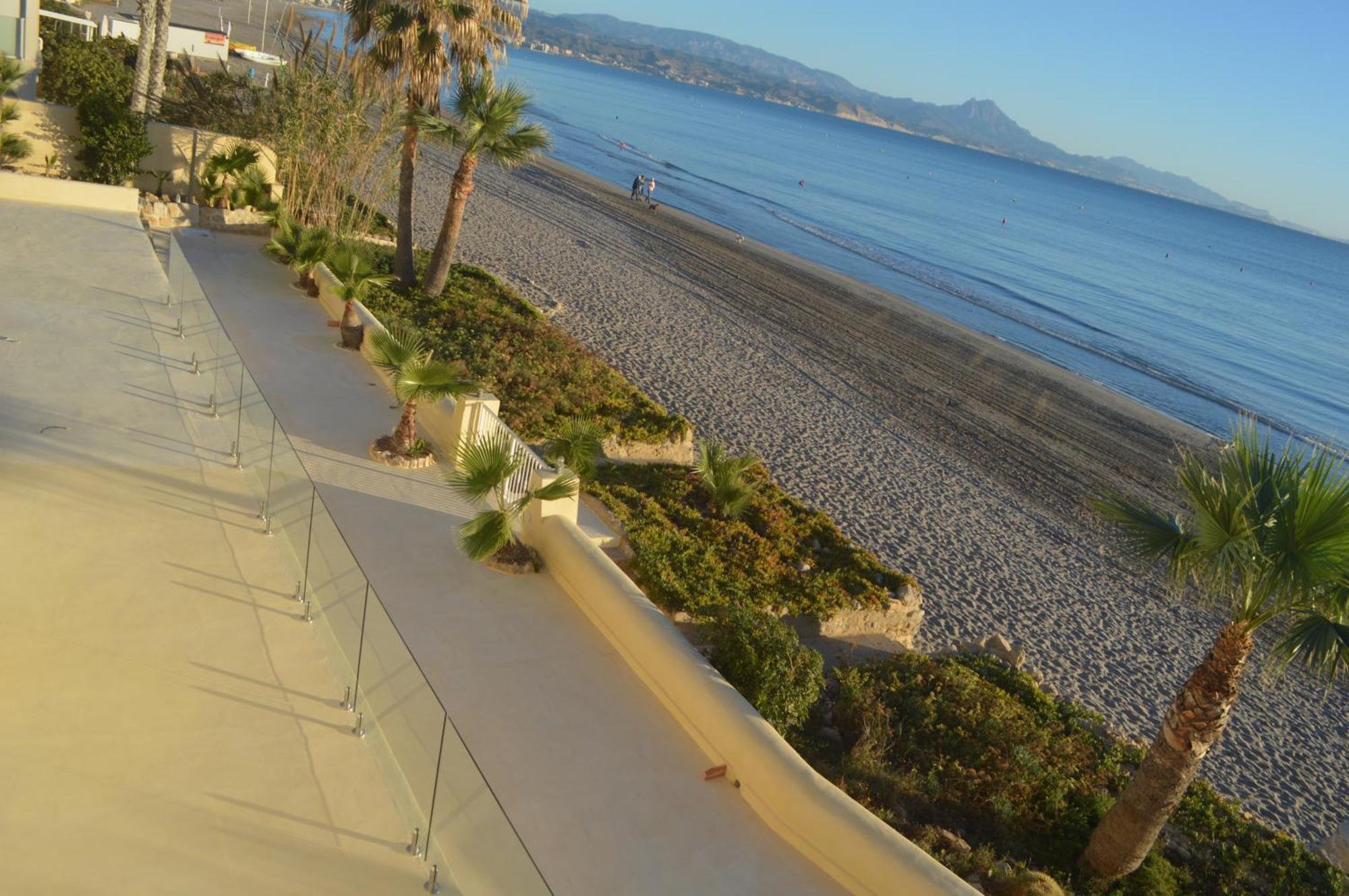 Maravilloso Apartamento Amanecer Cabo A Pie De Playa Y Mar En Chalet Roquetes アリカンテ エクステリア 写真